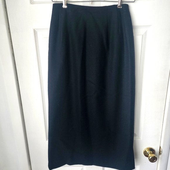 Christian Aujard Black Wool Wrap Skirt - Picture 5 of 8